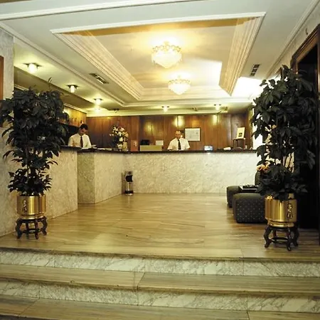 Urban Hotel 3*