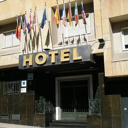 Hotel Urban